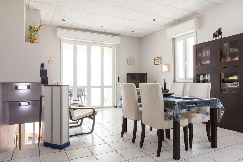 La Casa Sul Mare Villa Agnone Bagni Luaran gambar